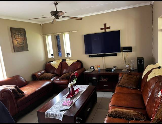 3 BEDROOM HOUSE FOR SALE IN MODDER EAST